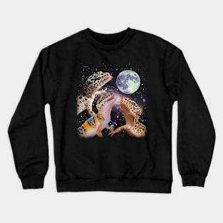 Gecko Grace MOON Art Celebrating the Elegance of Leopard Geckos Crewneck Sweatshirt